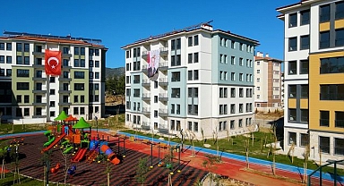 Depremzedelere Yıl Sonuna Kadar Bin 200 Konut Teslim Edilecek!