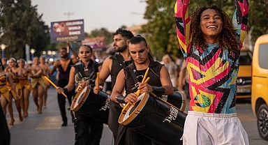 3. Uluslararası Kuşadası Sokak Festivali Gerçekleşti