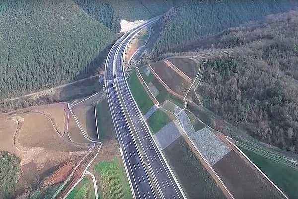 İzmir Menemen-Aliağa-Çandarlı otoyolu konut fiyatlarına nasıl yansıdı?