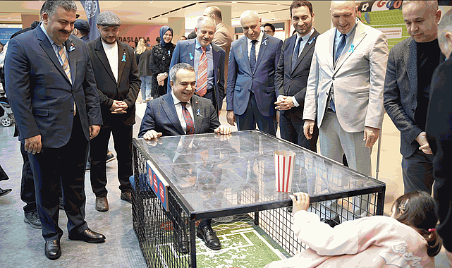  V Metroway AVM’de Dünya Otizm Farkındalık Günü’ne Özel Anlamli Etkinlik!